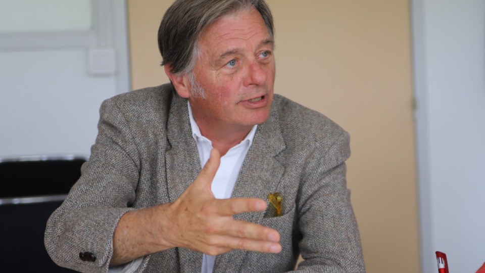 Covid-19 : le député du Rhône Cyrille Isaac-Sibille réclame le déploiement des autotests dans les écoles