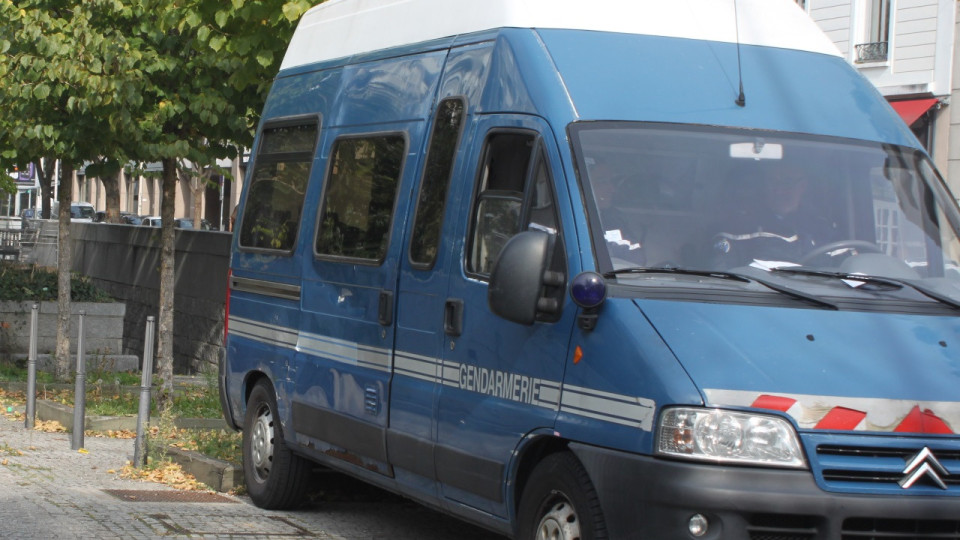 Lyon : la nourrice cachait de la drogue chez lui, mais aussi une arme et des cartouches