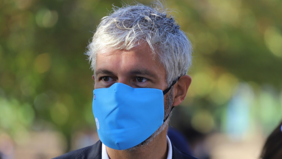 Laurent Wauquiez souhaite que plus de personnels scolaires puissent avoir un accès prioritaire à la vaccination