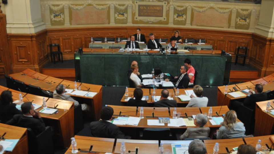 Départementales dans le Rhône : le maire de Gleizé prêt à faire capoter les plans du président sortant ?