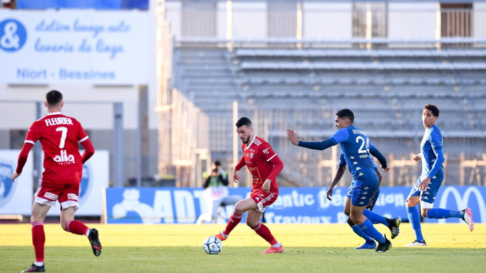 Pas de Ligue 2 pour Villefranche, qui s’effondre lors du barrage retour (2-0)