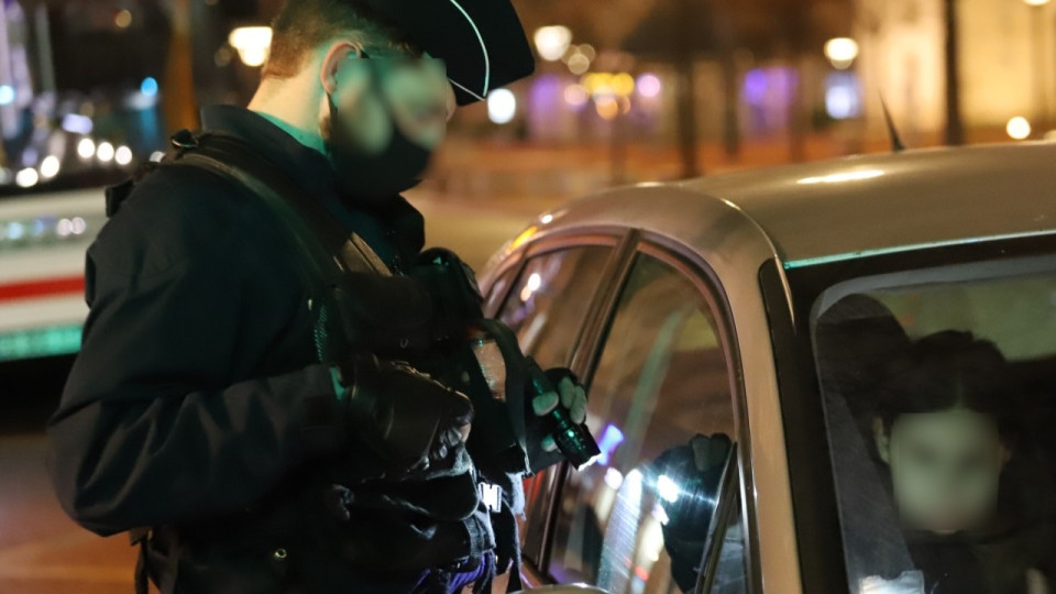 Vaulx-en-Velin : on leur demande de faire moins de bruit, ils répondent en tirant sur l’immeuble 