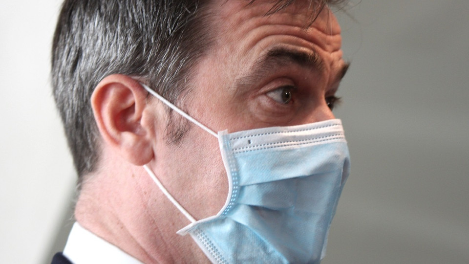 Panne des numéros d'urgence : "50 à 70% d'appels au Samu en moins à Lyon" selon Olivier Véran