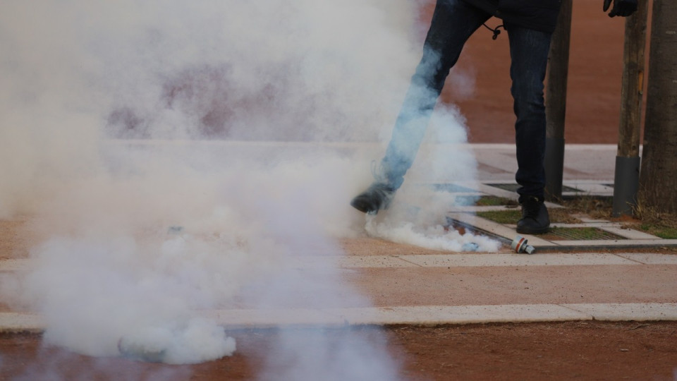 Près de Lyon : la mère de famille frappe un policier en intervention
