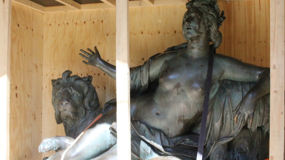 Lyon : la restauration des statues des frères Coustou accessible au public