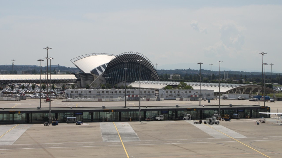 L'aéroport de Lyon Saint-Exupéry promet "zéro émission nette" dès 2026
