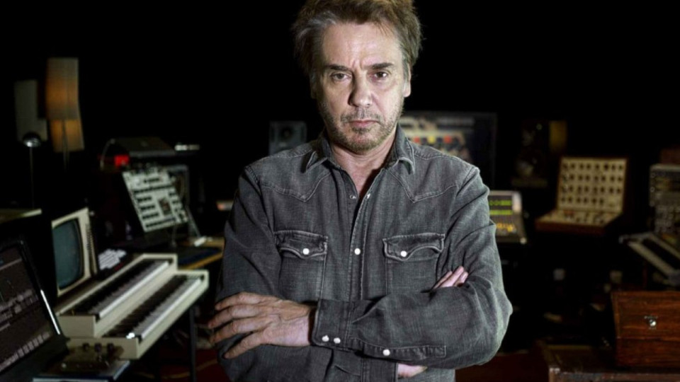 Fête de la musique : le Lyonnais Jean-Michel Jarre décoré par Emmanuel Macron