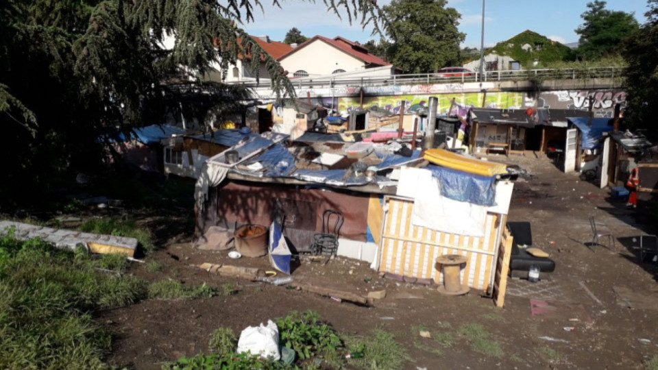 Près de Lyon : un squat évacué, 47 personnes prises en charge