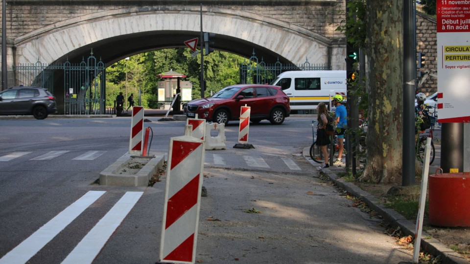 Villeurbanne : de nouveaux aménagements pour les piétons et les vélos au carrefour Stalingrad/11 Novembre