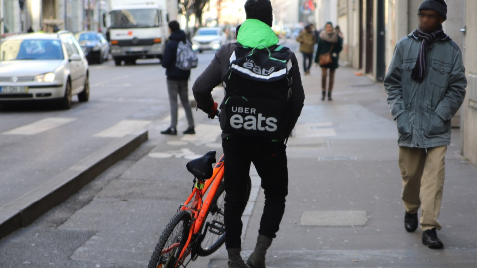 Lyon : rassemblement des livreurs Uber Eats pour soutenir ceux qui ont été bloqués