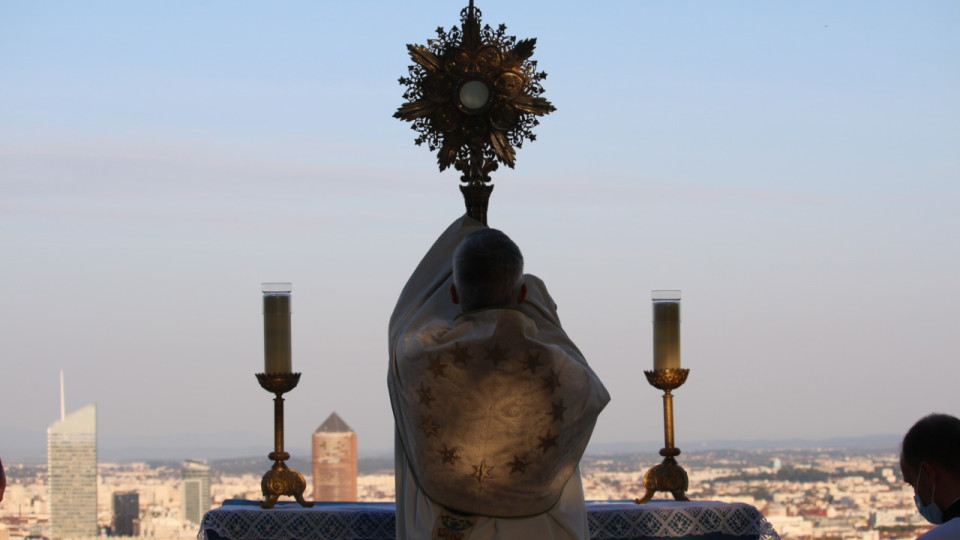 Duel Wauquiez/Doucet, Marie-Sophie Obama "marraine de Lyon" : résumé du Voeu des Echevins 2021