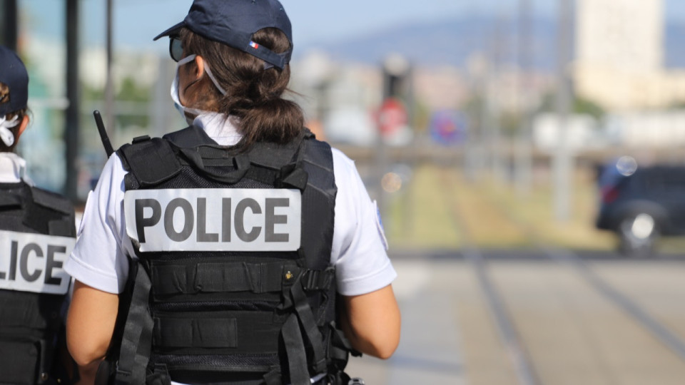 Pr&egrave;s de Lyon : bient&ocirc;t jug&eacute; pour avoir mis sa femme et ses enfants dehors