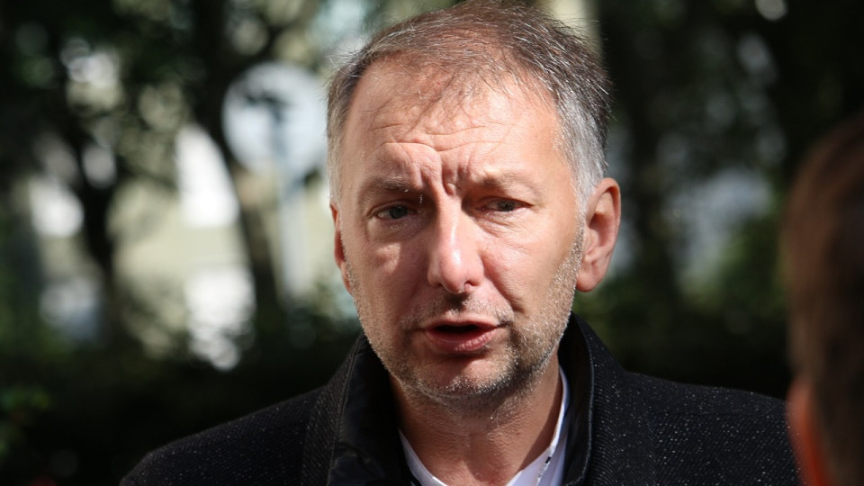 Fronde des maires contre le téléphérique : Bruno Bernard (Métropole de Lyon) dénonce "des propos malhonnêtes"