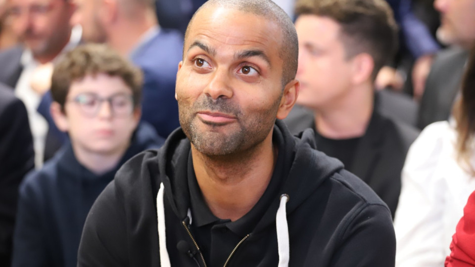 Lyon : Tony Parker en Dalton pour Halloween, les rappeurs l’invitent à participer à un rodéo