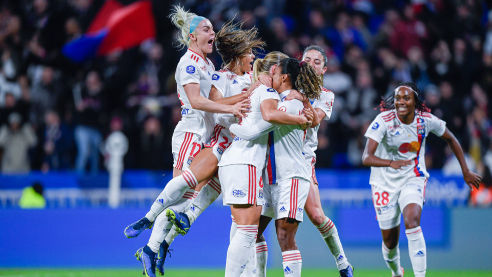 Face à un PSG traumatisé, l’OL féminin reprend le pouvoir (6-1)