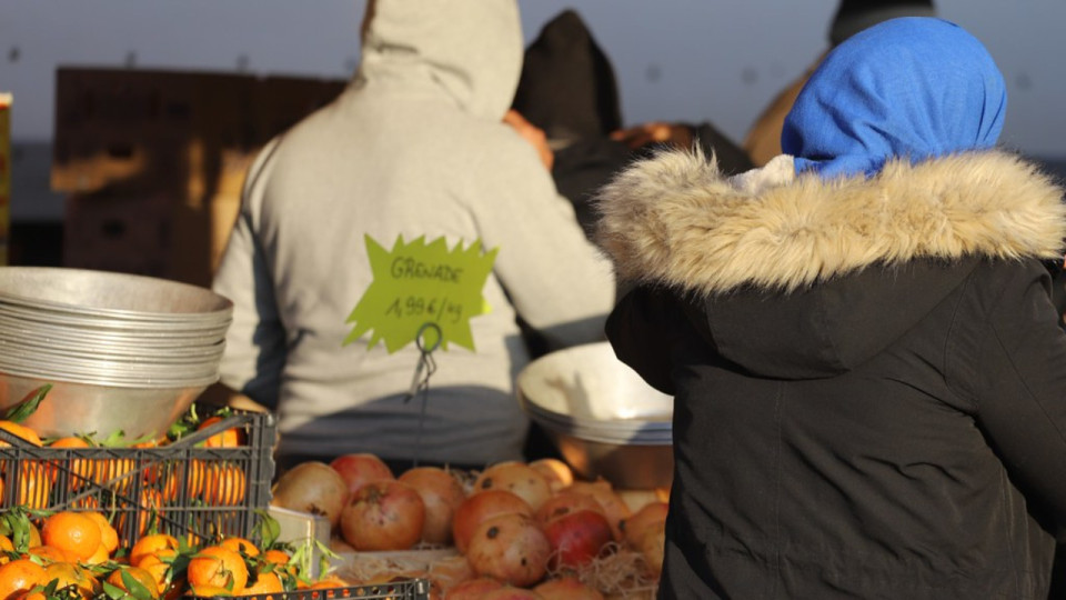 Délocalisation du marché Grandclément : une opération escargot menée par les forains à Villeurbanne