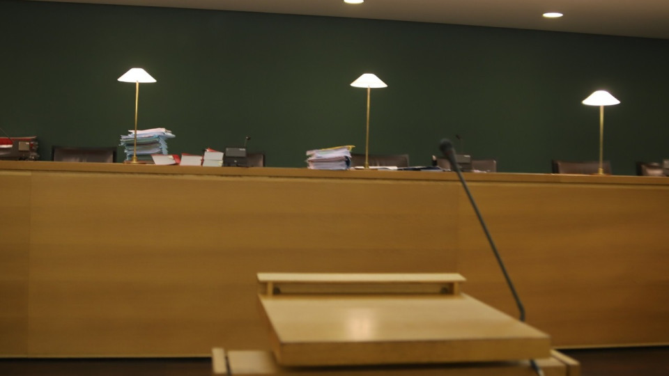 Elle détourne plus de 300 000 euros : une comptable condamnée près de Lyon