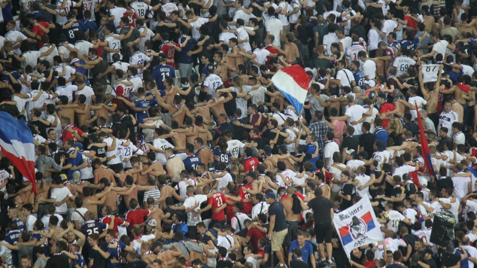 OL-OM arrêté : Lyon veut "radier à vie" le supporter auteur du lancer de bouteille