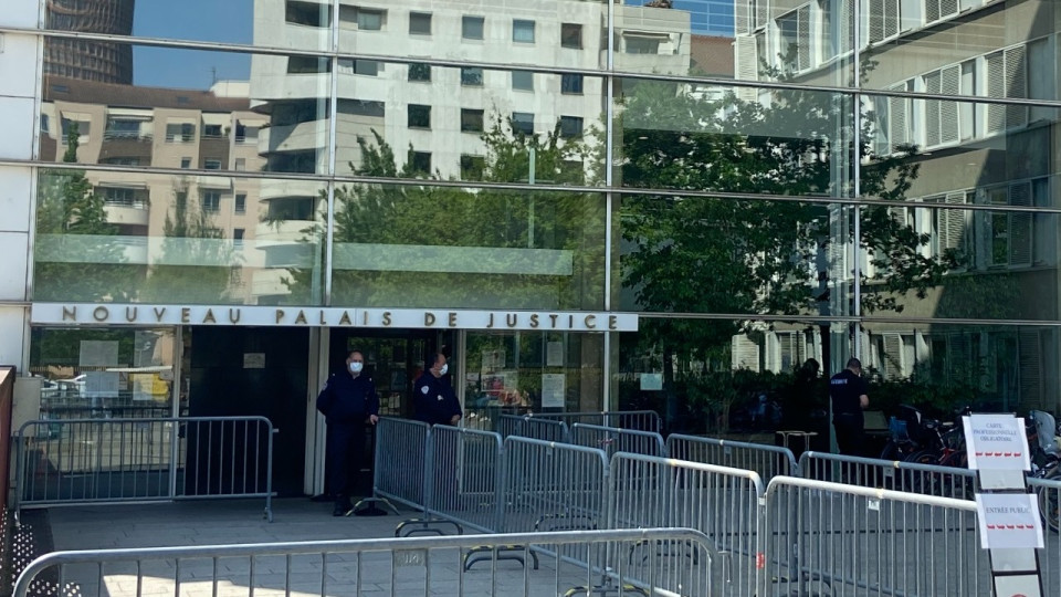 Tirs de mortier des "Daltons" à la Guillotière à Lyon : il refuse d'être extrait de prison, le procès renvoyé au 22 décembre