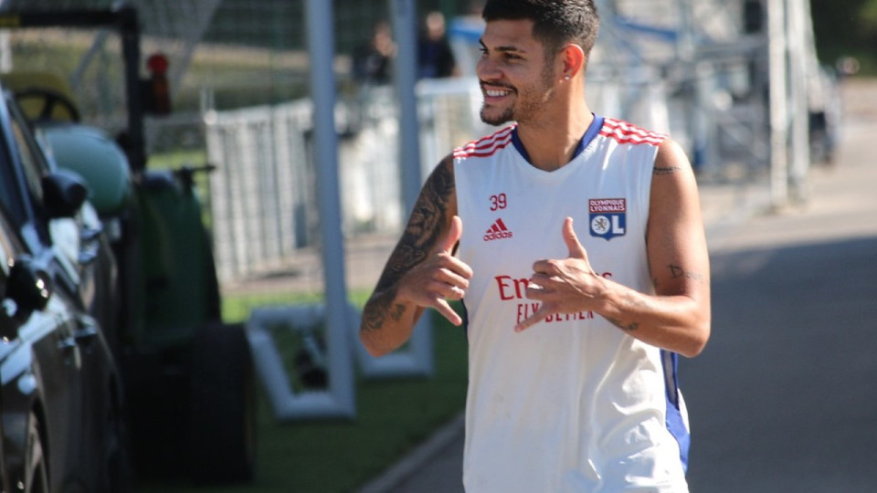 Privé de ses supporters, l'OL doit continuer "d'engranger des points" face à Reims