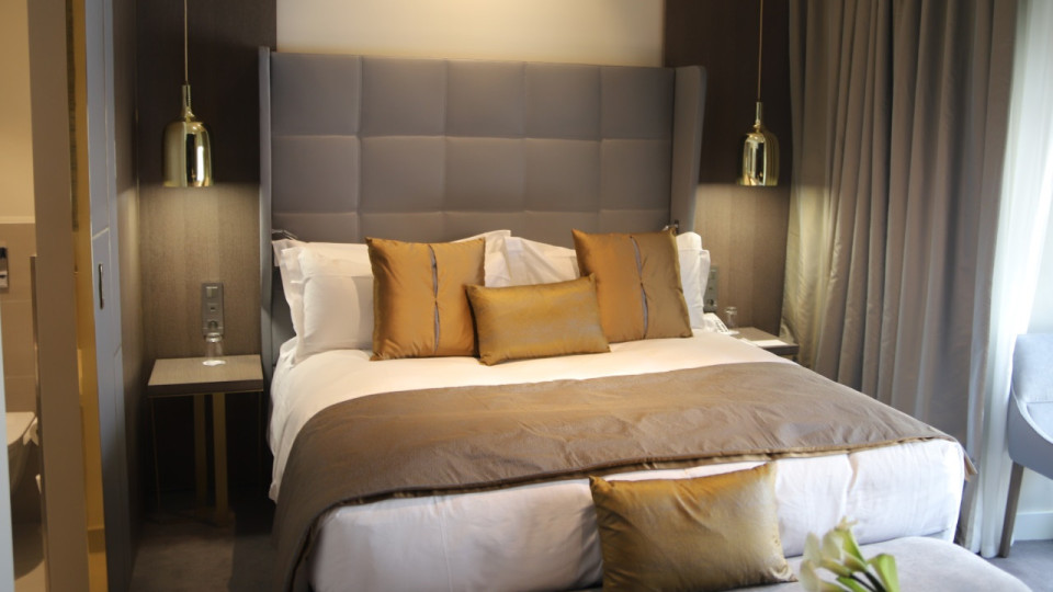 Fête des Lumières à Lyon : est-il encore possible de trouver une place dans un hôtel à la dernière minute ?