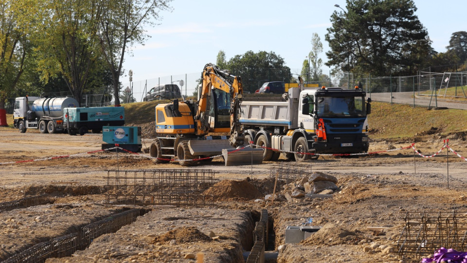 Métro B : le futur parking-relais de Saint-Genis-Laval réservé en priorité aux covoitureurs qui viennent de loin ?