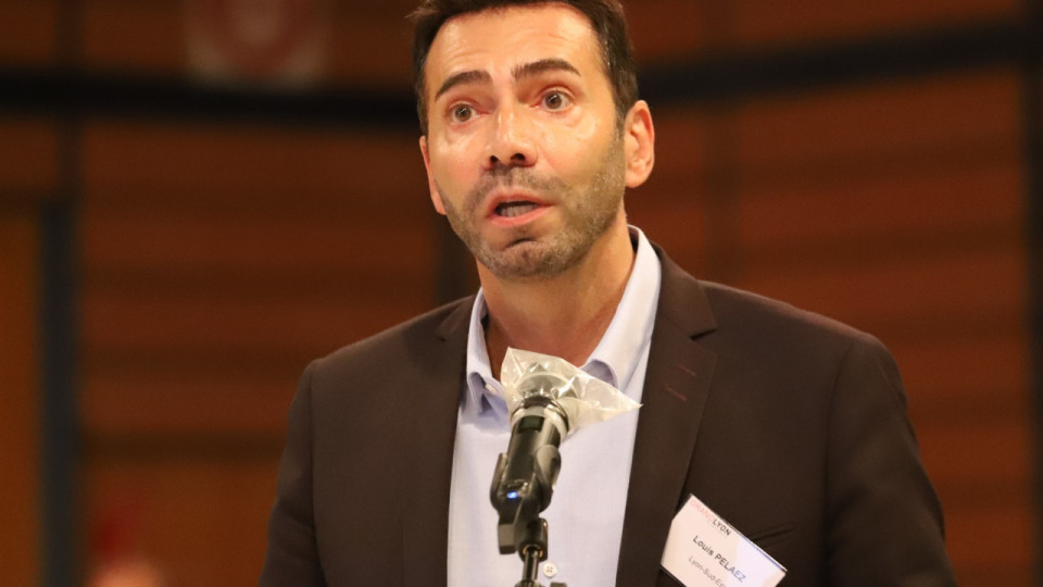 Métropole de Lyon : Louis Pelaez foudroie Bruno Bernard, "l'inconnu le plus puissant de France"