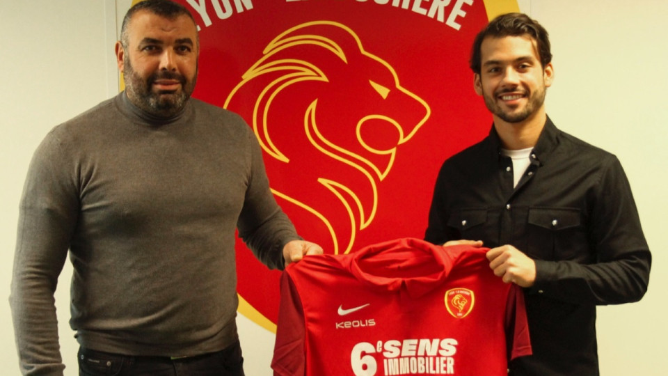 Football (National 2) : Maxime Penneteau signe &agrave; Lyon-La Duch&egrave;re pour 18 mois