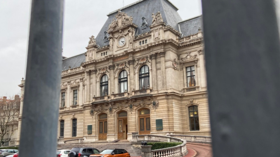 Directeur d’école menacé à Vaulx-en-Velin : une réunion en préfecture ce samedi