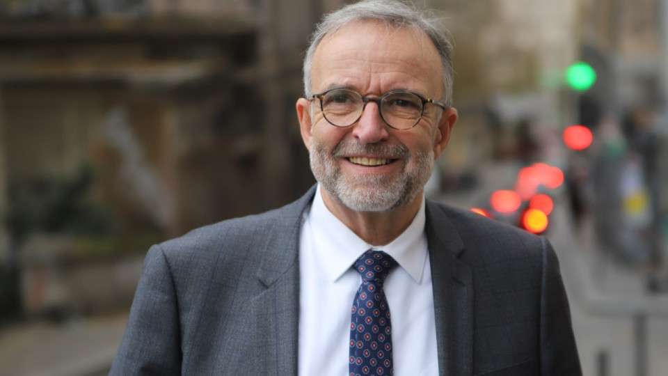 Présidentielle 2022 : le sénateur LR du Rhône Etienne Blanc appelle les partis à parrainer les candidats à la traîne