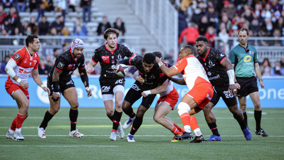 Le LOU malmène Biarritz et s’offre la victoire 34-15
