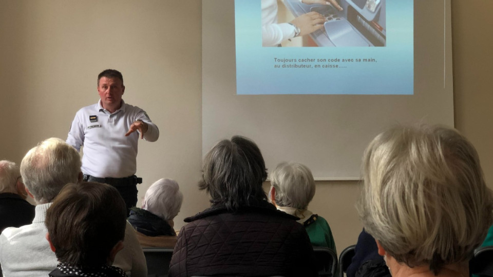 Lyon : les seniors du 6e arrondissement sensibilisés aux vols par ruses