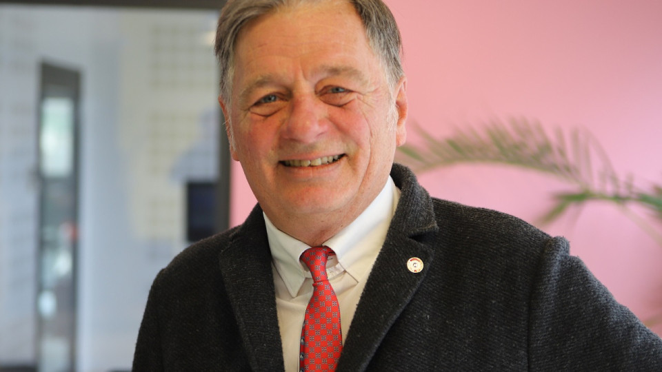 Cyrille Isaac-Sibille : "Arrêter la gestion industrielle des Ehpad pour revenir à une gestion plus humaine"