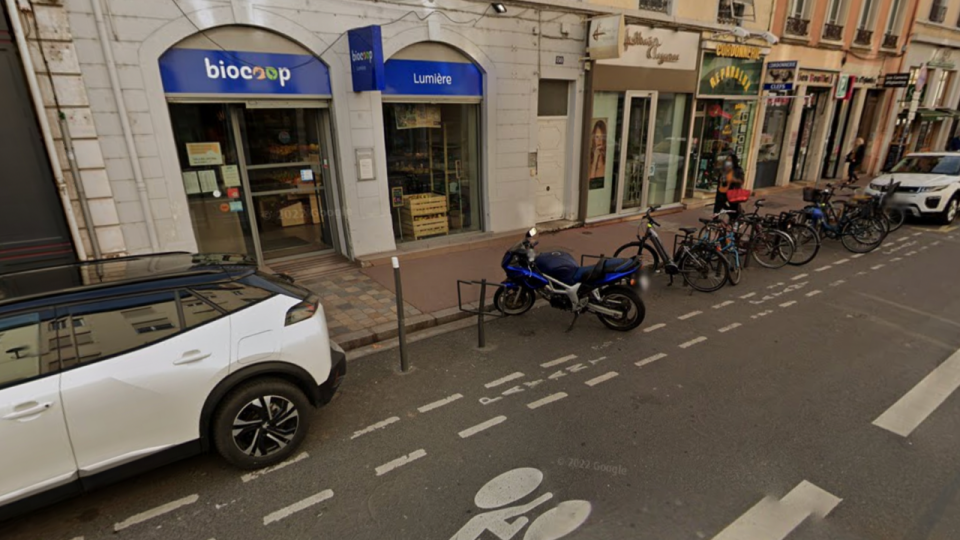 Lyon : le gérant d’un Biocoop opposé à la piétonnisation, ses clients écolos confus
