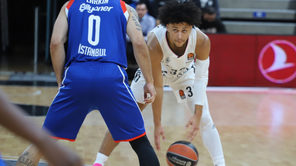 Matthew Strazel (ASVEL) candidat à la draft NBA