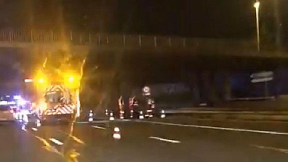 Il se suicide en sautant d'un pont sur le périphérique à Lyon