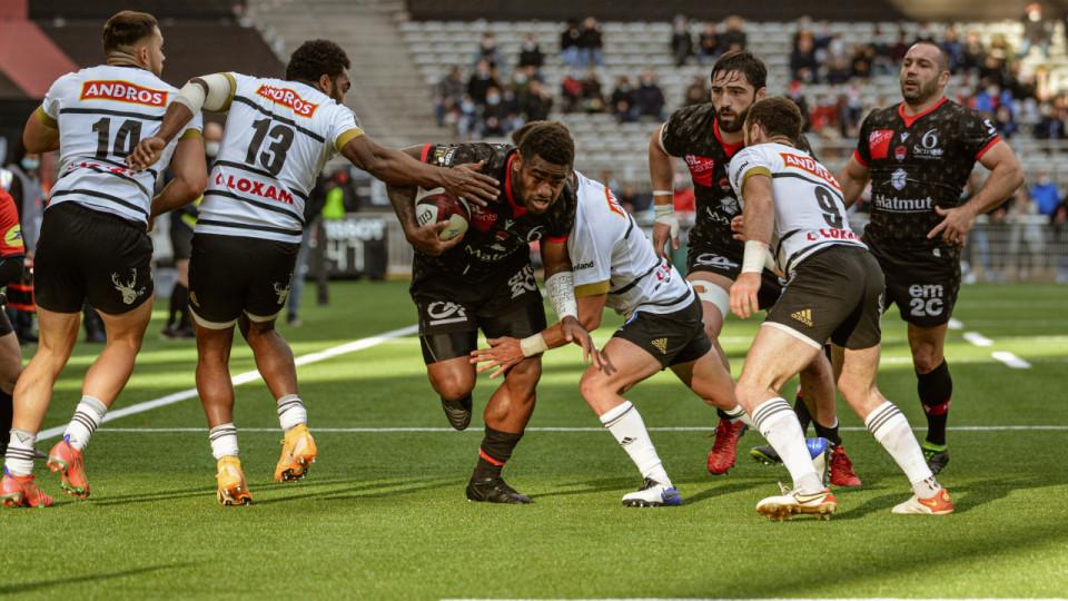 Rugby : le LOU surclasse Brive et garde les phases finales en ligne de mire