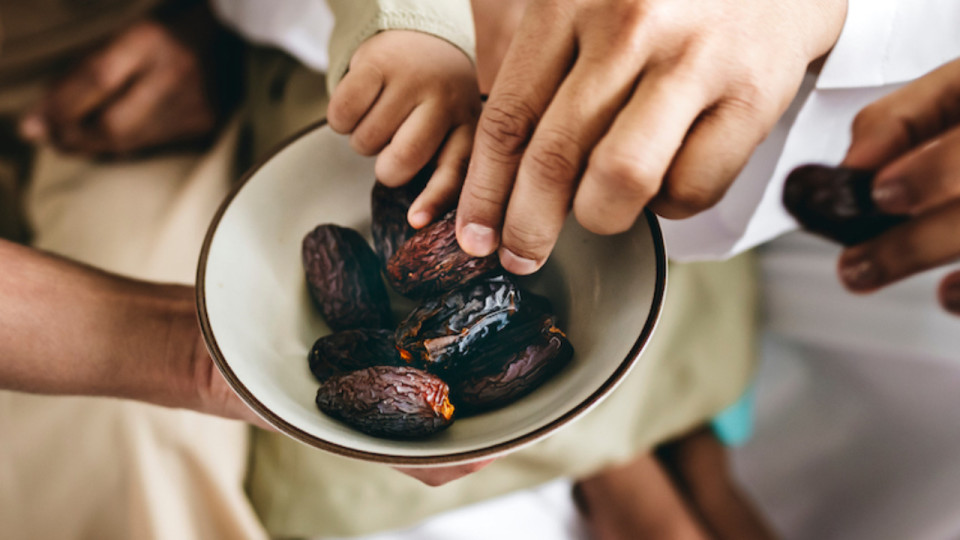 Fin du ramadan : le PRG 69 dénonce les "pratiques communautaristes" des politiques à l'occasion de la rupture du jeûne