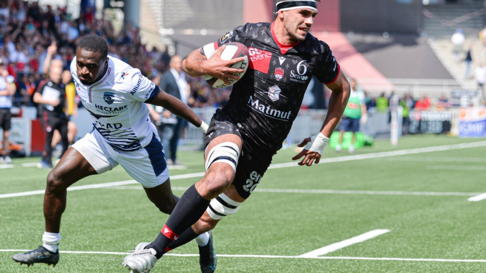 Le LOU Rugby surpuissant ne laisse aucune chance à Montpellier 