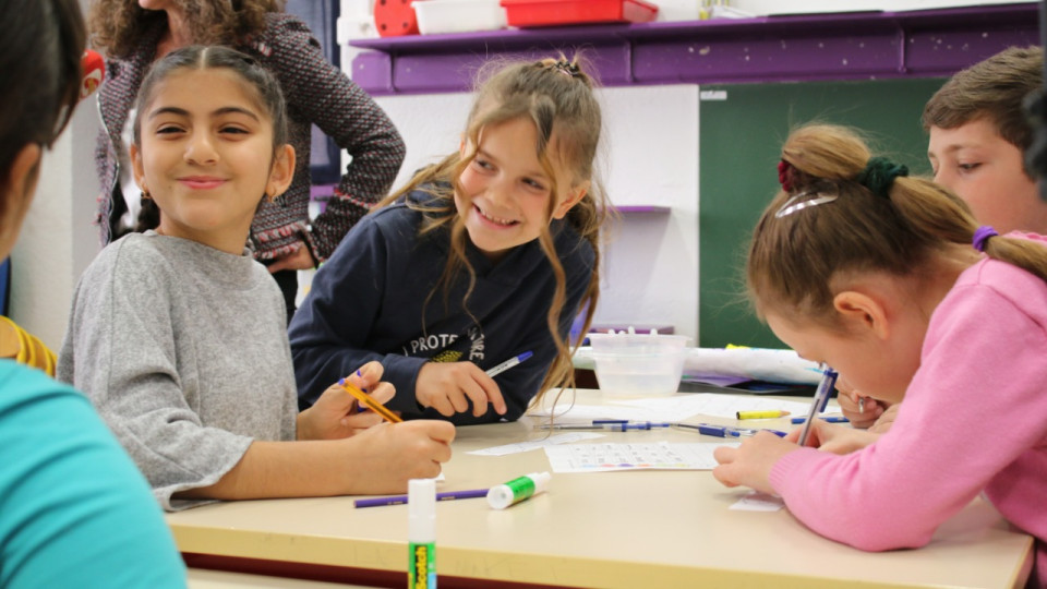 A Villeurbanne, une école ouvre une classe pour les enfants ukrainiens 
