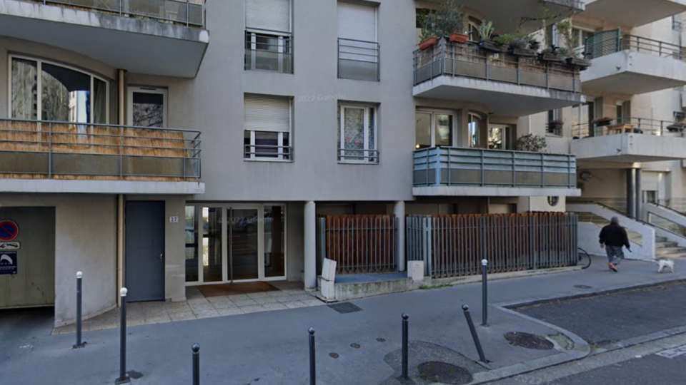 Lyon : une marche blanche pour Laetitia, tuée par son voisin à Villeurbanne pour se venger du conseil syndical de l’immeuble