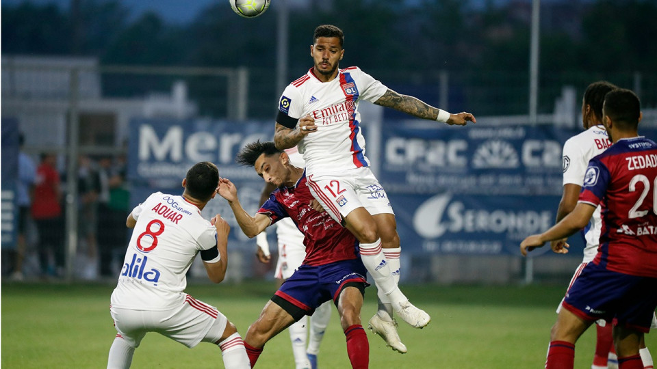 L'OL l'emporte timidement à Clermont pour la dernière de la saison
