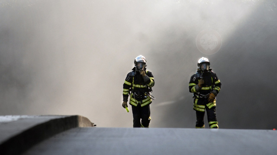 Lyon : un incendie de maison provoque d'importantes fum&eacute;es