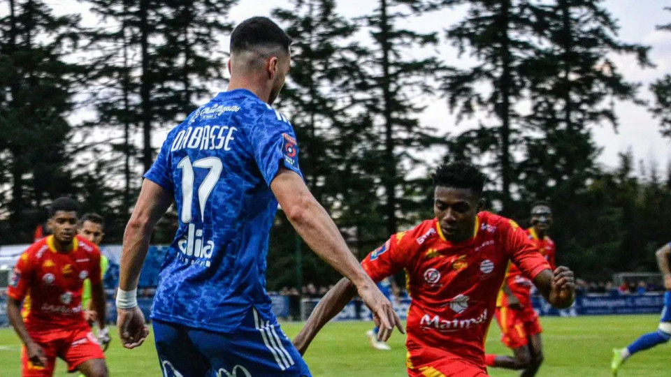 Barrages de Ligue 2 : le FC Villefranche Beaujolais condamné à l'exploit à Quevilly