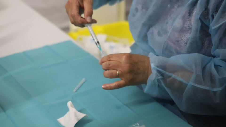 Près de Lyon : plus de 1000 vaccins périmés contre le Covid-19 injectés par erreur