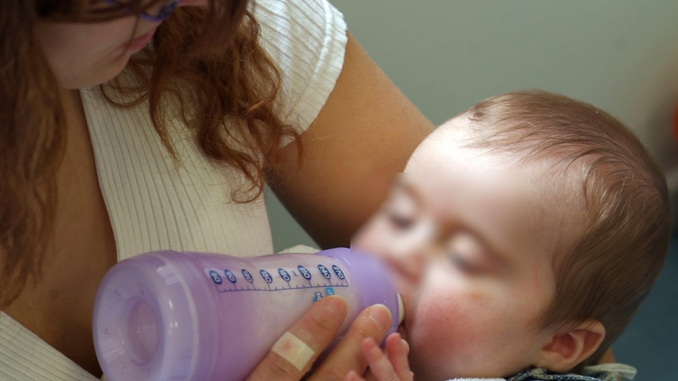 Près de Lyon : une mère condamnée pour avoir cassé les bras de son nourrisson