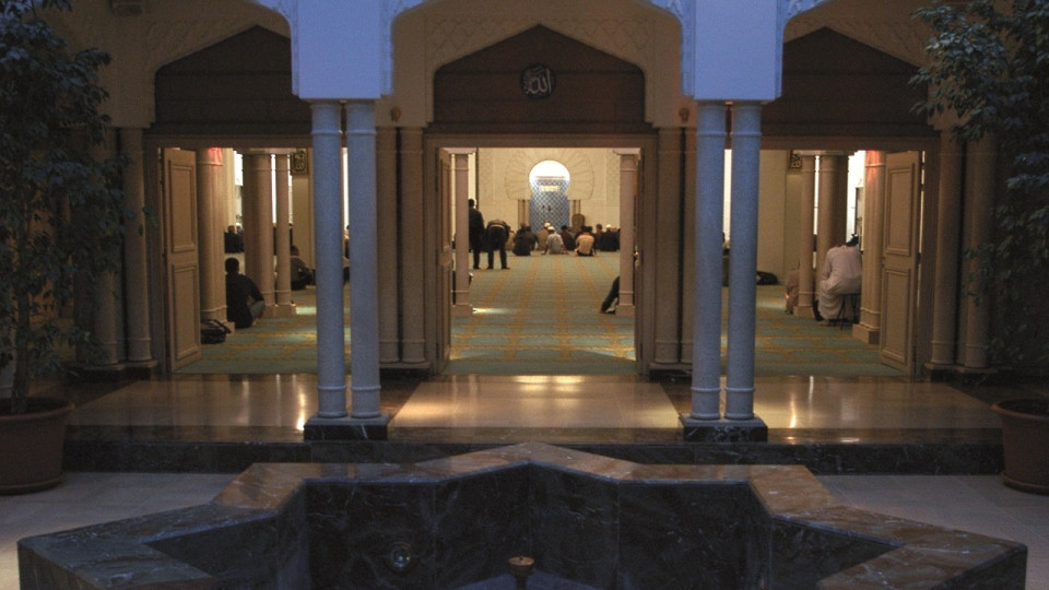 Le Conseil des mosquées du Rhône dénonce "un apartheid bancaire" contre les institutions musulmanes