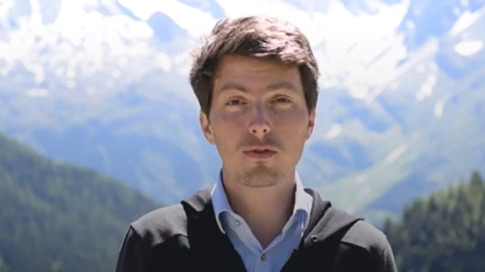 Législatives : deux de chute pour Arthur Empereur, ancien collaborateur de Gérard Collomb, éliminé au premier tour en Savoie