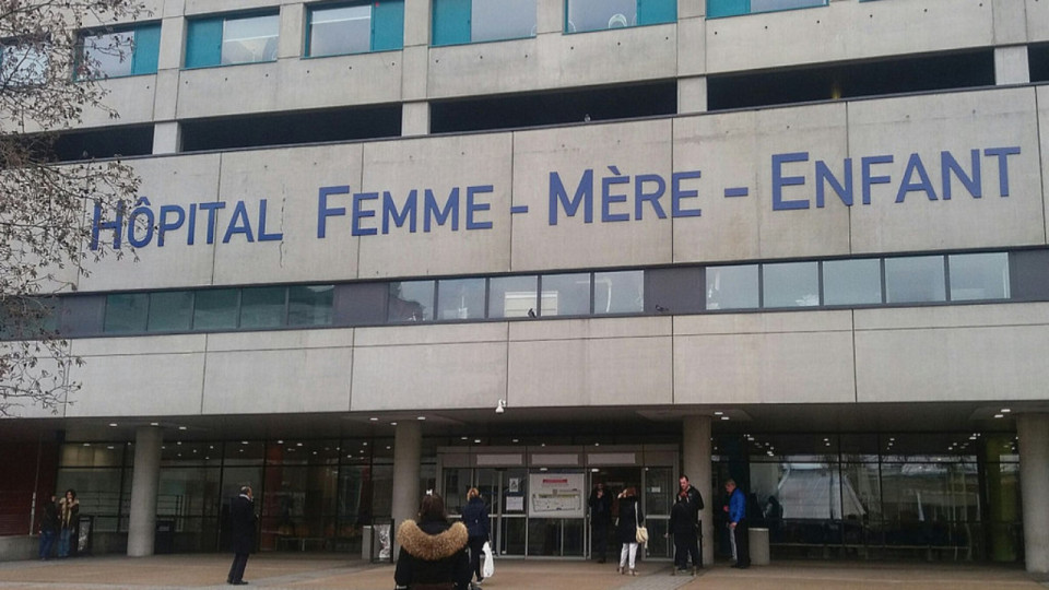 Lyon : un bébé de 11 mois décède après avoir ingéré un produit toxique à la crèche