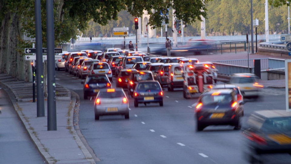 Vacances d’été : les bouchons ça commence ce week-end sur les routes d’Auvergne-Rhône-Alpes !